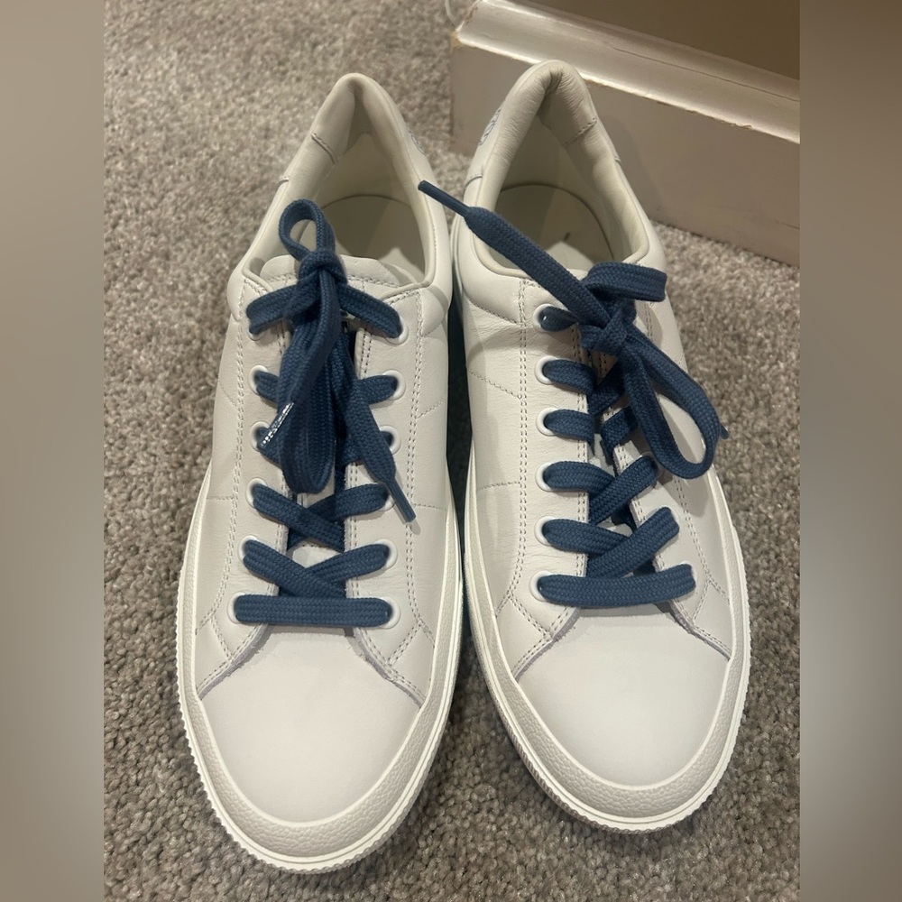 NEW GIVENCHY GAME DAY CITY SPORT LACE UP WHITE SNEAKERS SHOES LOGO SZ 39 or 9 - Picture 2 of 10